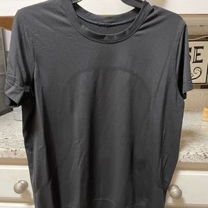 Swiftly tech Short Sleeve